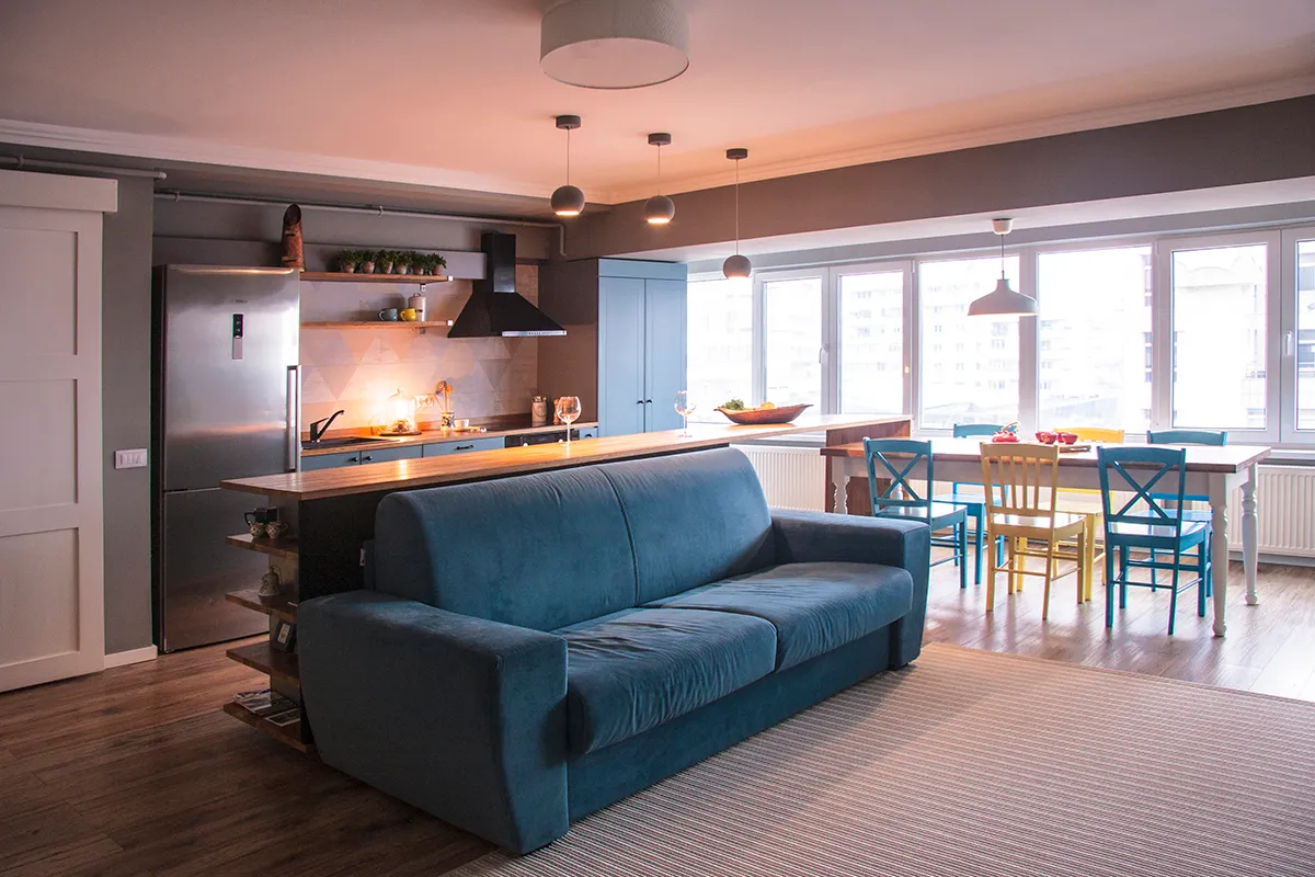 Apartament des(în)chis - Imagine 1
