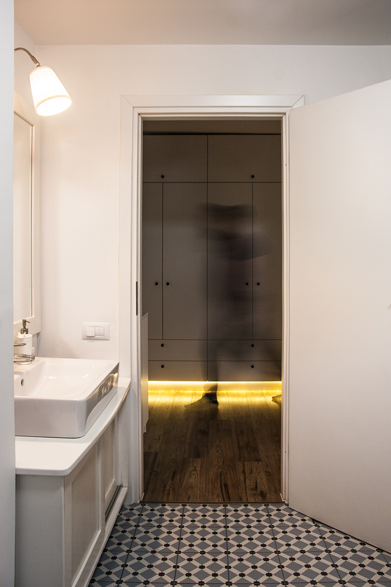 Apartament des(în)chis - Imagine 7