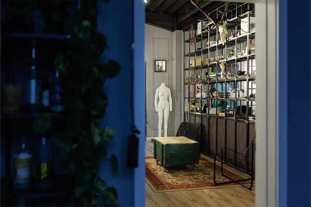 Studioul cu Bufet - Imagine 13