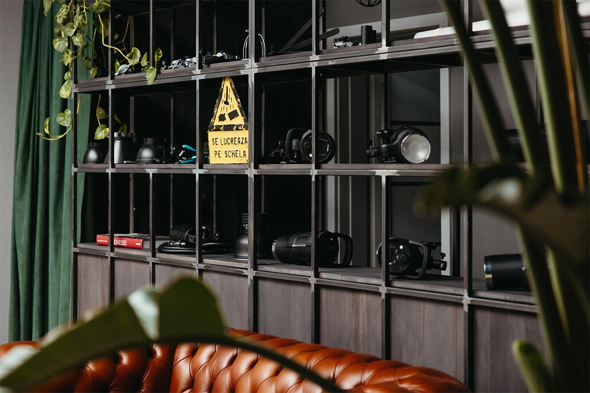 Studioul cu Bufet - Imagine 9